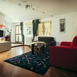 Skyline Terrace باري
